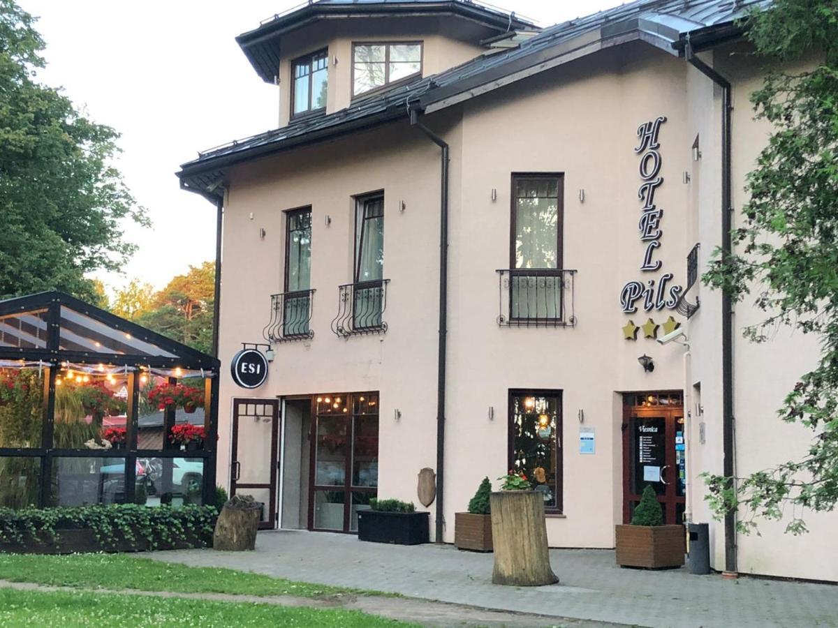 Hotel Pils With Self-Check In Sigulda Luaran gambar