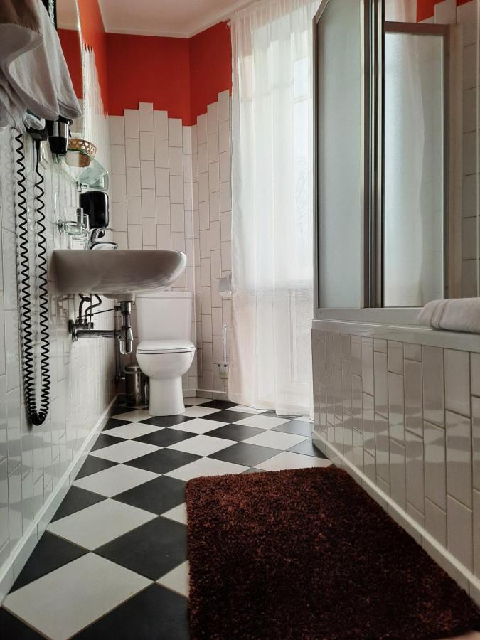 Hotel Pils With Self-Check In Sigulda Luaran gambar