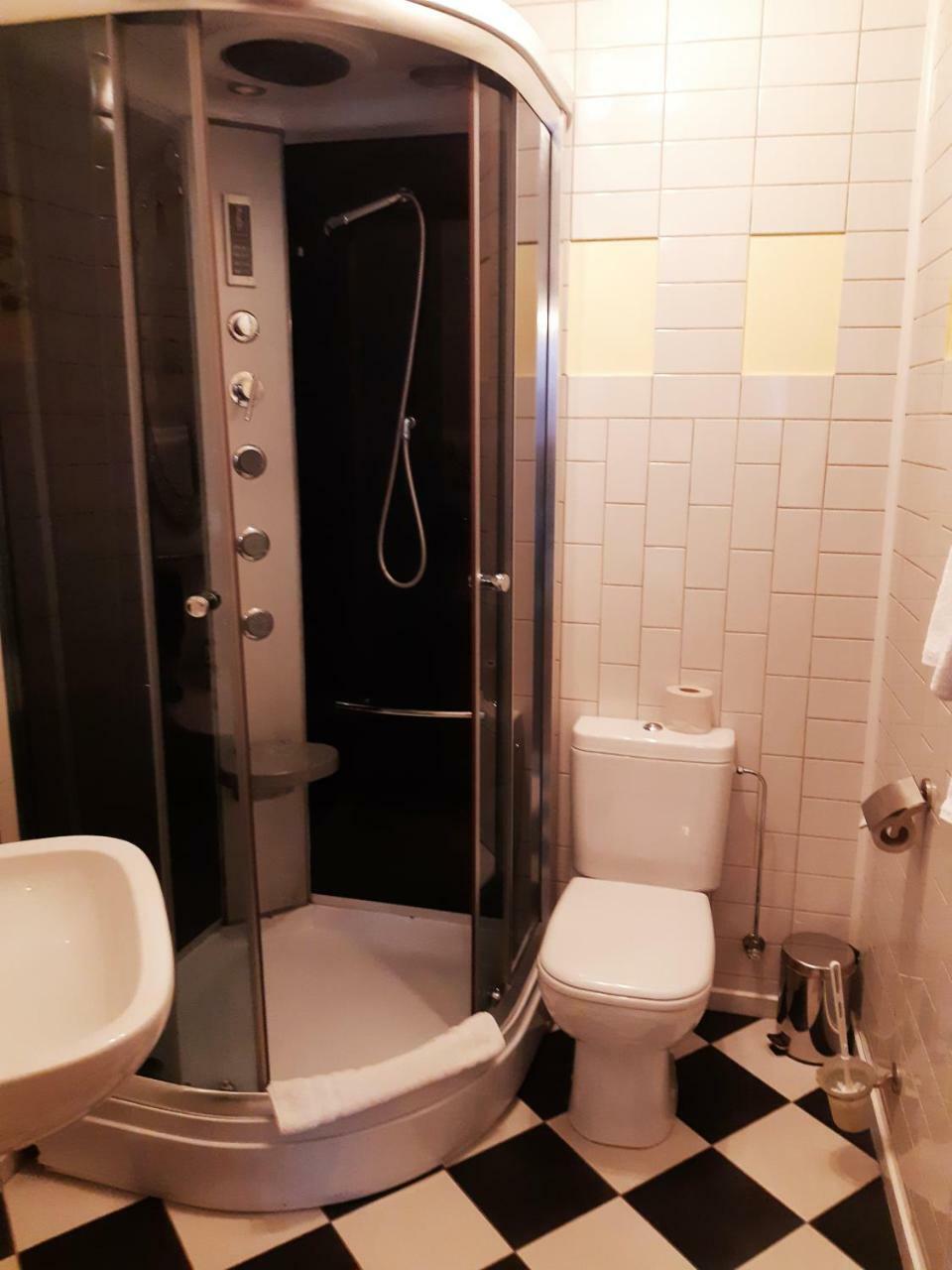 Hotel Pils With Self-Check In Sigulda Luaran gambar