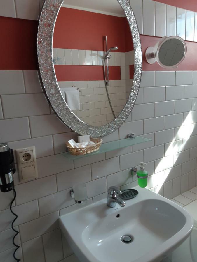 Hotel Pils With Self-Check In Sigulda Luaran gambar